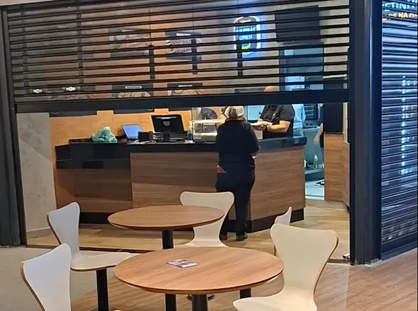 Report Engenharia Arquitetura Obra comercial para operação de alimentação em estação de metrôacompanhamento até a entrega Churras Express - Estação Vila Sônia 4